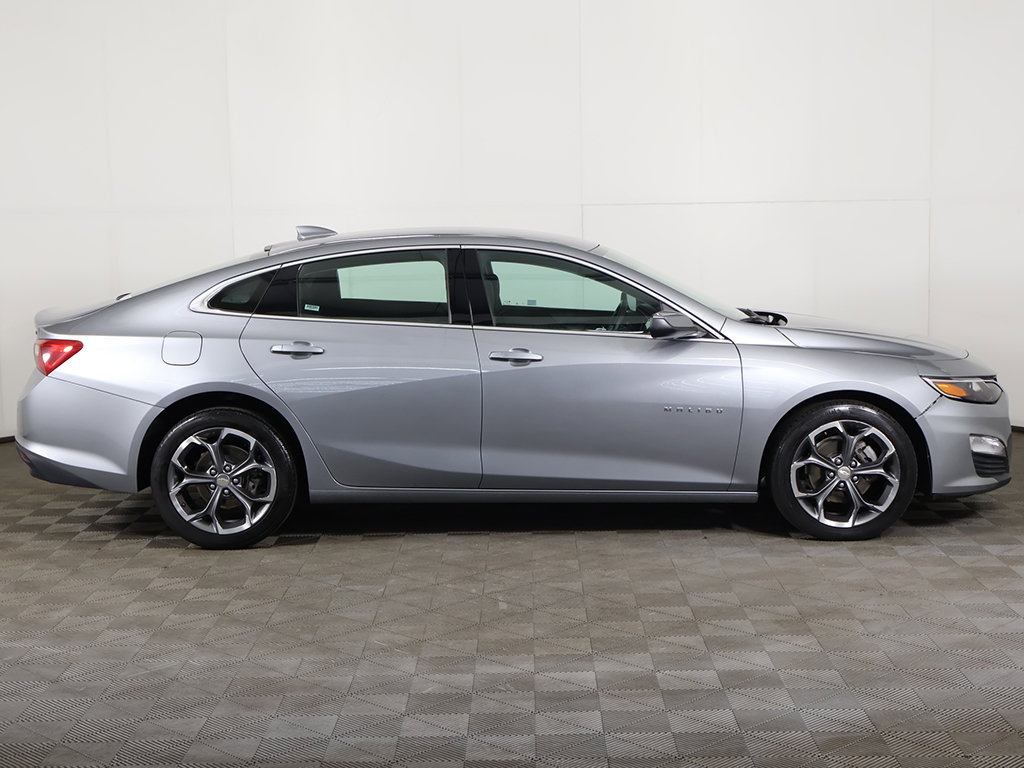 Used 2024 Chevrolet Malibu LT FWD image 17