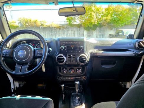 Used 2013 Jeep Wrangler Sport AWD/4WD image 13