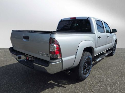 Used 2013 Toyota Tacoma PreRunner w/ SR5 Pkg RWD image 3