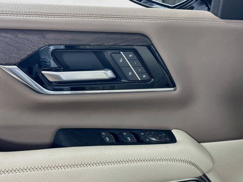 New 2026 GMC Yukon Denali w/ Advanced Technology Package AWD/4WD image 12