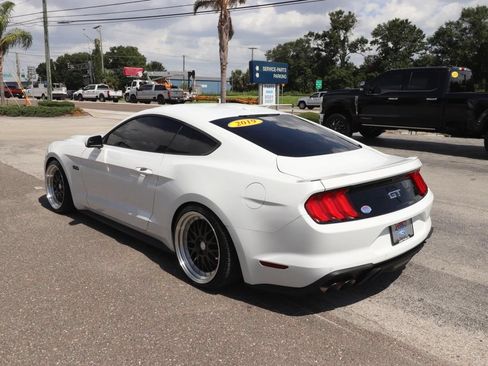 Used 2019 Ford Mustang GT RWD image 10