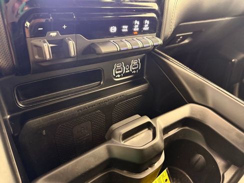 Used 2023 RAM 2500 Limited AWD/4WD image 42