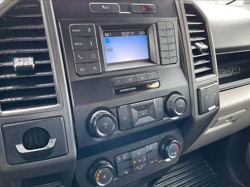 Used 2022 Ford F250 XL w/ Power Equipment Group image 25