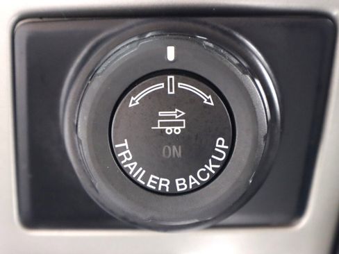 Used 2018 Ford F150 Lariat w/ Equipment Group 501A Mid image 31