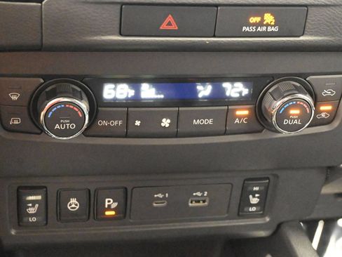 Used 2023 Nissan Frontier SV w/ SV Convenience Package RWD image 18