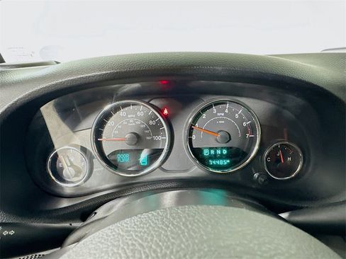 Used 2017 Jeep Wrangler Sport image 12