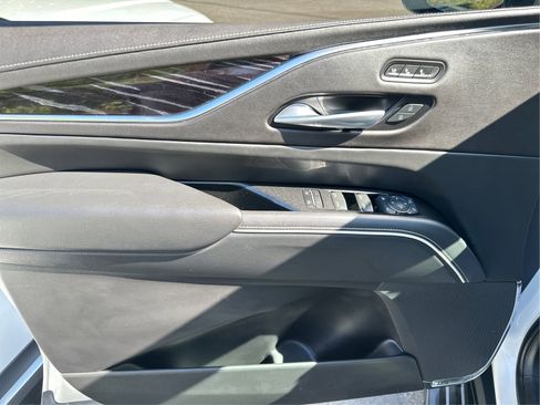 Certified 2023 Cadillac Escalade Sport AWD/4WD image 21