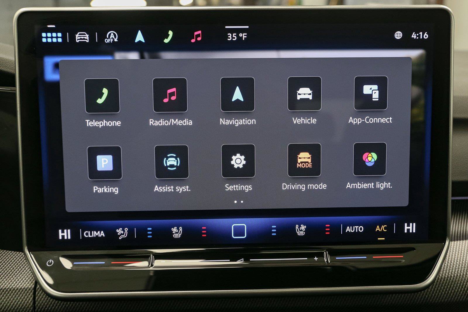 New 2026 Volkswagen Golf AWD/4WD image 17