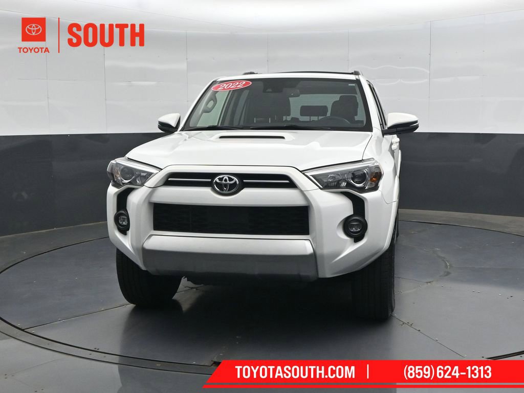 Used 2022 Toyota 4Runner TRD Off-Road Premium w/ Moonroof Package AWD/4WD image 5