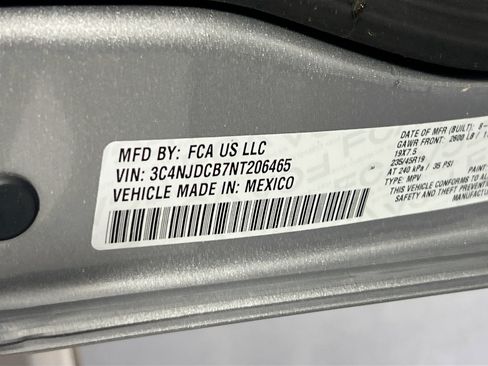 Used 2022 Jeep Compass High Altitude image 33