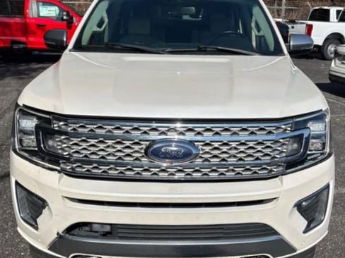 Used 2019 Ford Expedition Platinum image 4