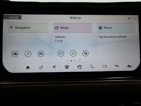 Used 2017 Land Rover Range Rover HSE AWD/4WD image 24