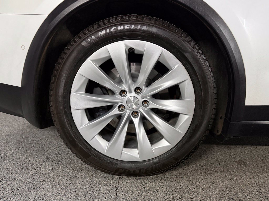 Used 2019 Tesla Model X Long Range AWD/4WD image 8