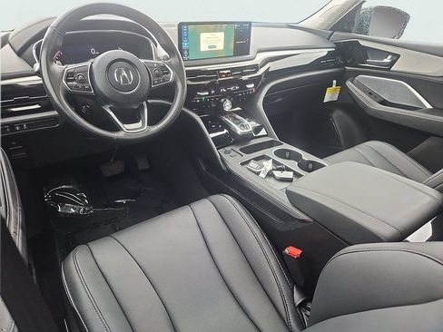 Used 2025 Acura MDX SH-AWD image 11