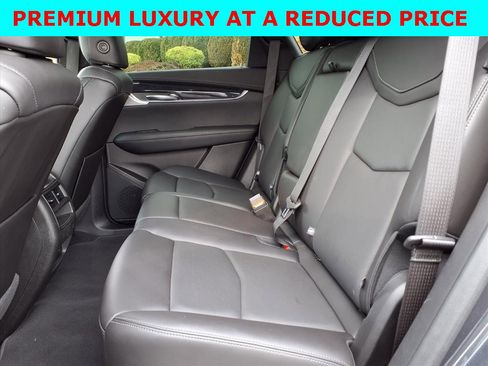 Used 2023 Cadillac XT5 Premium Luxury image 8