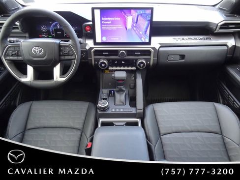 Used 2024 Toyota Tacoma TRD Off-Road w/ TRD Off Road Premium Package AWD/4WD image 16