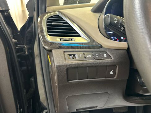 Used 2018 Hyundai Santa Fe Sport w/ 2.4L Value Package 02 image 18