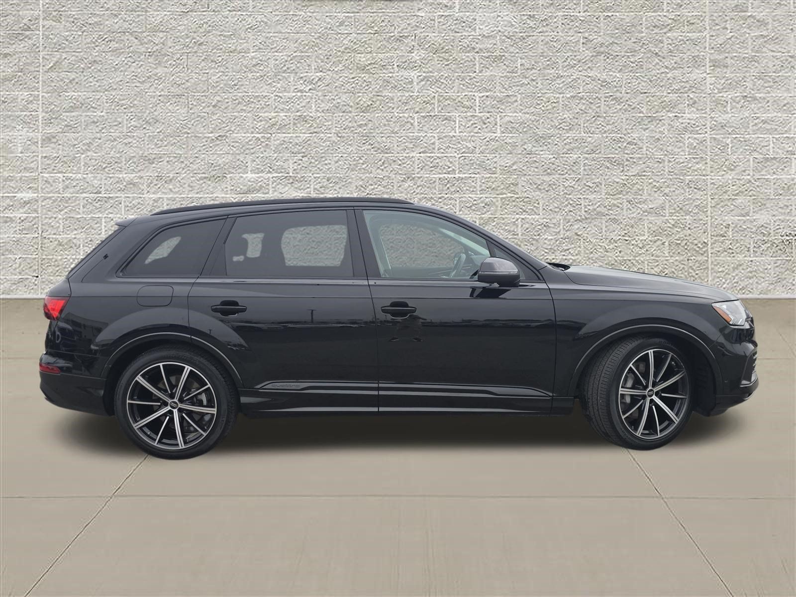 Certified 2024 Audi Q7 3.0T Prestige AWD/4WD image 8