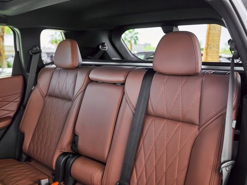 New 2026 Mitsubishi Outlander SEL FWD image 32