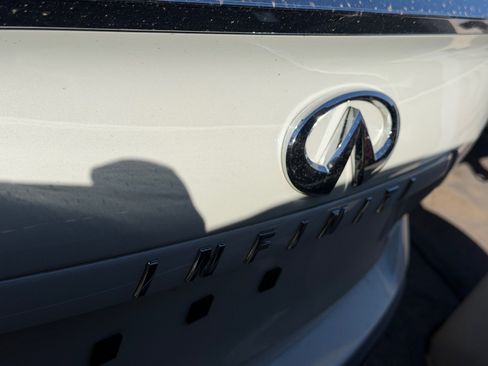 Used 2020 INFINITI QX50 Essential w/ Convenience Package FWD image 8