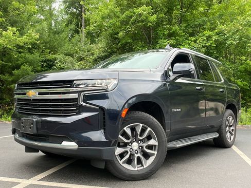 Used 2021 Chevrolet Tahoe LT w/ LT Signature Package AWD/4WD image 1