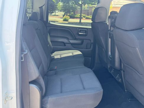 Used 2018 Chevrolet Silverado 1500 W/T w/ Special Service Package AWD/4WD image 11