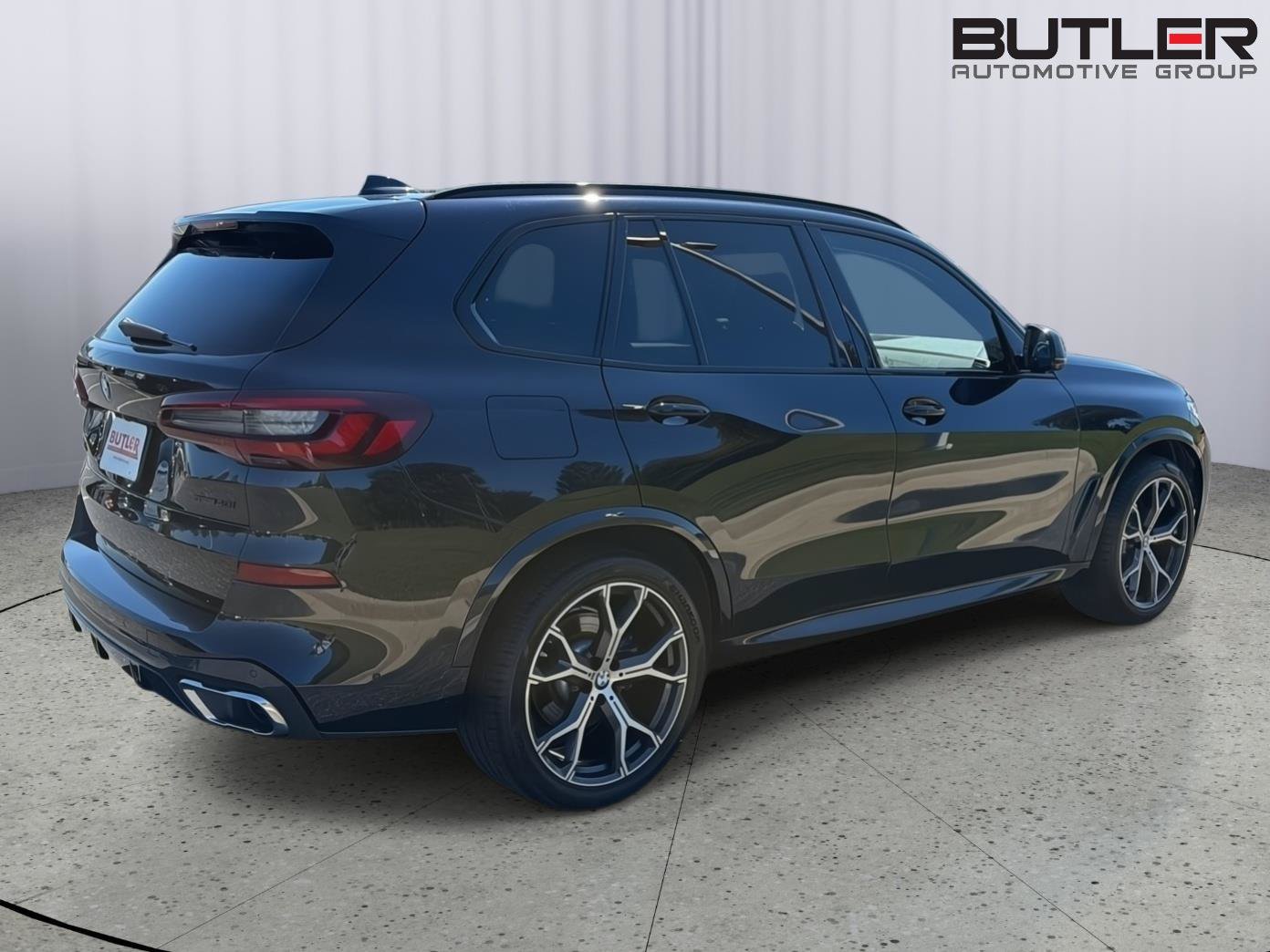 Used 2022 BMW X5 sDrive40i w/ M Sport Package RWD image 6