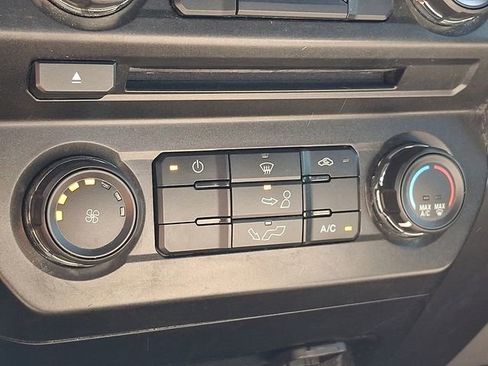 Used 2018 Ford F150 XLT AWD/4WD image 15