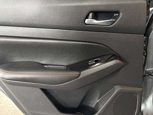 Used 2023 Nissan Altima 2.5 SR image 37