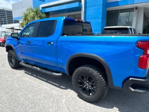 Used 2025 Chevrolet Silverado 1500 ZR2 w/ Technology Package AWD/4WD image 8
