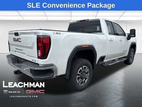 Used 2022 GMC Sierra 2500 SLE w/ SLE Convenience Package AWD/4WD image 3