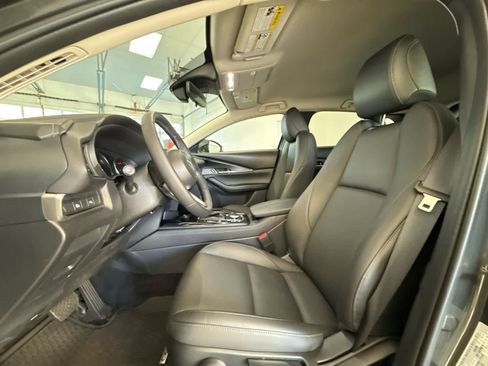 Certified 2025 MAZDA CX-30 AWD 2.5 S w/ Select Sport Pkg image 18