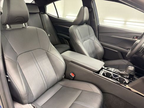 Used 2025 Toyota Camry XSE FWD image 28