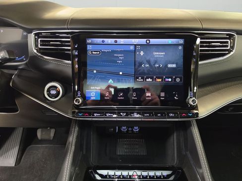 New 2026 Jeep Grand Wagoneer Summit AWD/4WD image 21