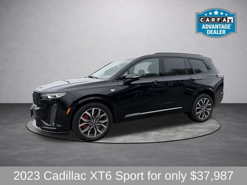 Used 2023 Cadillac XT6 Sport w/ Technology Package AWD/4WD image 8