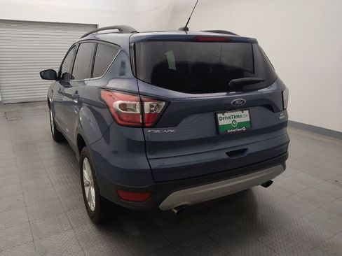 Used 2018 Ford Escape SE image 6