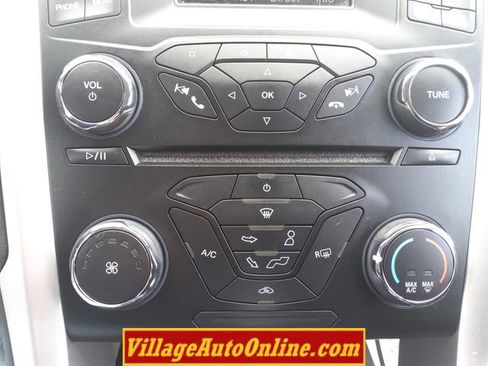 Used 2013 Ford Fusion SE FWD image 24