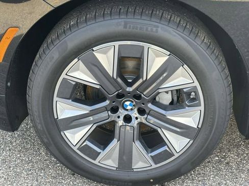 New 2026 BMW iX xDrive45 w/ Premium Package AWD/4WD image 7