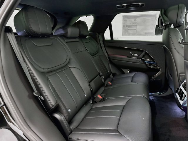 New 2027 Land Rover Range Rover Sport Dynamic SE AWD/4WD image 29