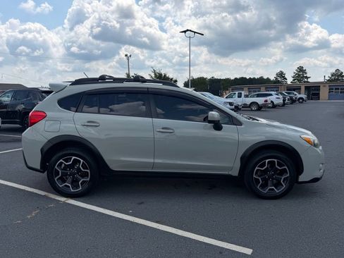 Used 2014 Subaru Crosstrek 2.0i Limited AWD/4WD image 2