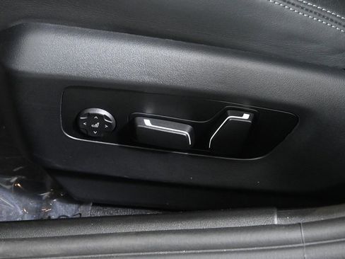 Used 2025 BMW M5 Touring AWD/4WD image 27