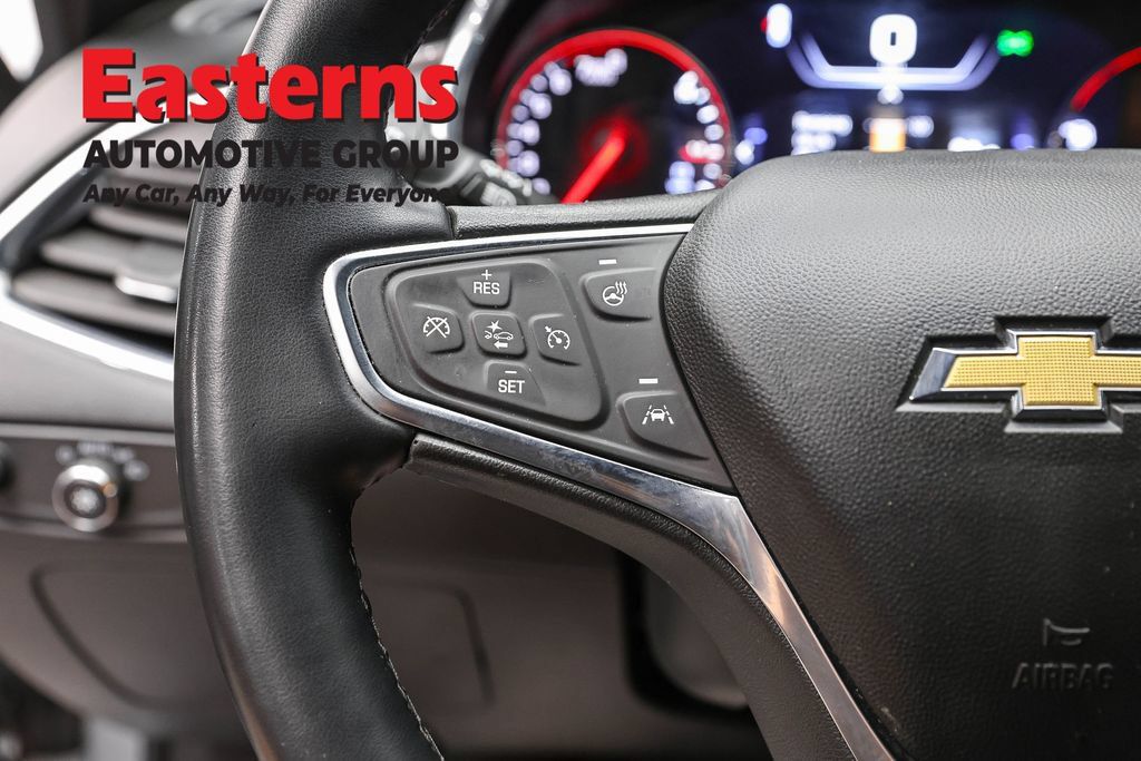 Used 2024 Chevrolet Malibu LT FWD image 17