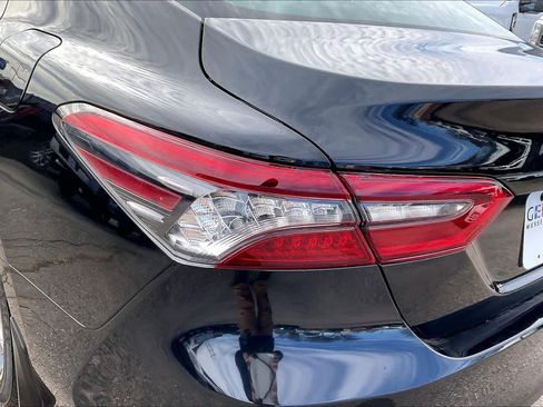 Used 2024 Toyota Camry XLE image 28