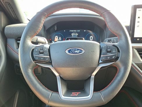 Used 2025 Ford Explorer ST w/ Sun And Sound Package AWD/4WD image 19