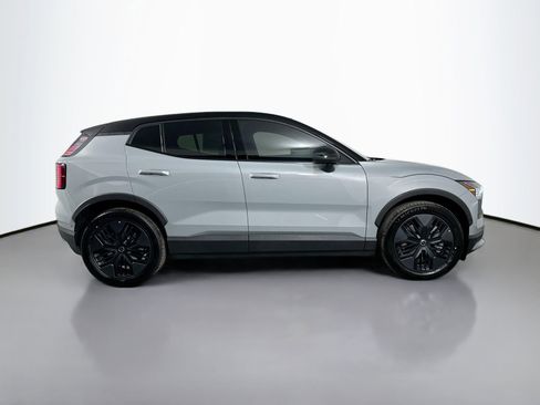 New 2026 Volvo EX30 Cross Country Ultra image 4