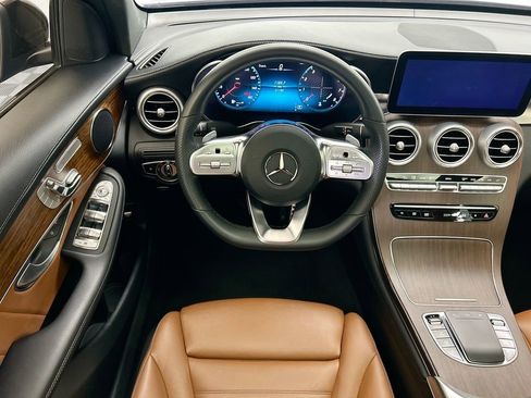 Used 2023 Mercedes-Benz GLC 300 4MATIC Coupe image 10