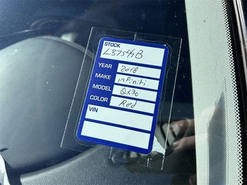 Used 2018 INFINITI QX30 AWD image 11