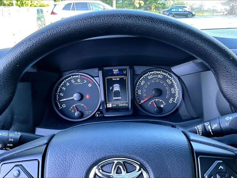 Certified 2023 Toyota Tacoma SR AWD/4WD image 24
