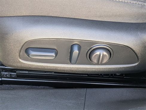 Used 2024 Chevrolet Malibu LT image 23