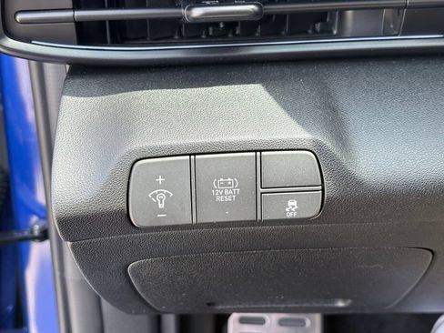 New 2025 Hyundai Elantra SEL FWD image 25